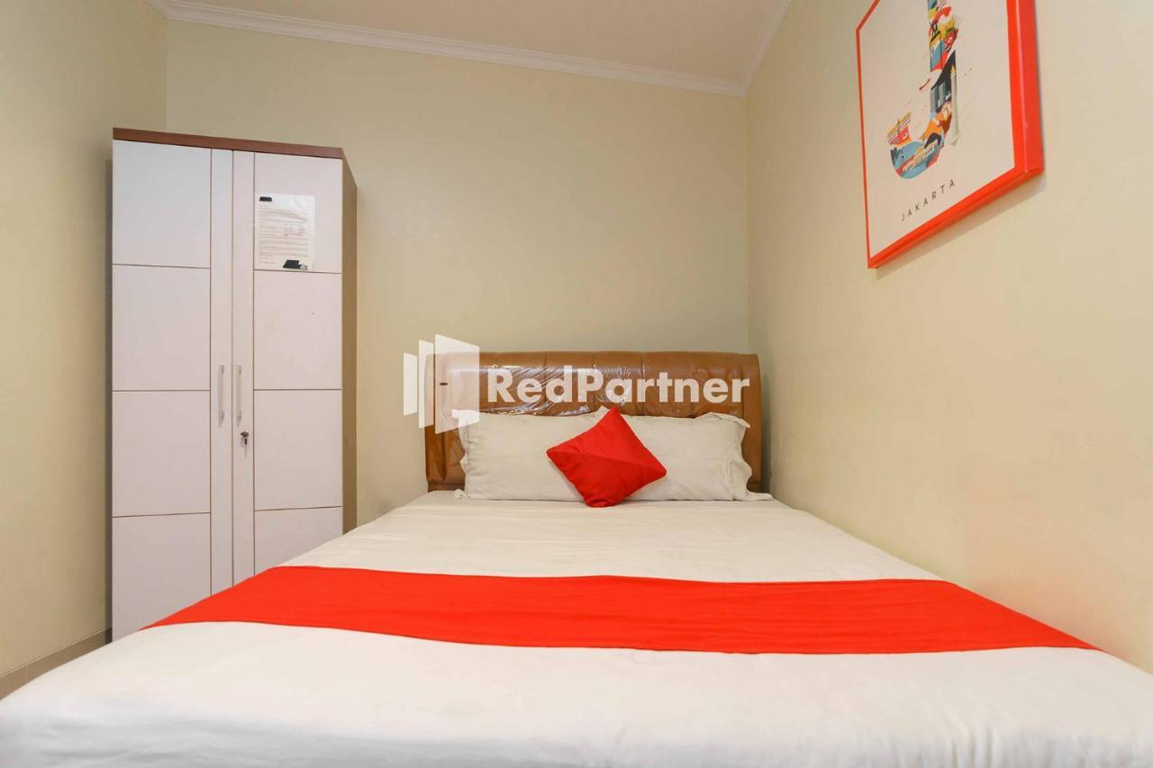 Jo Residence Syariah Redpartner Yakarta Exterior foto