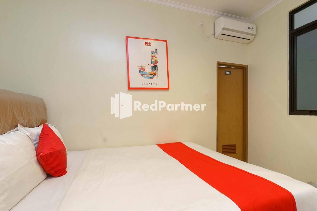 Jo Residence Syariah Redpartner Yakarta Exterior foto