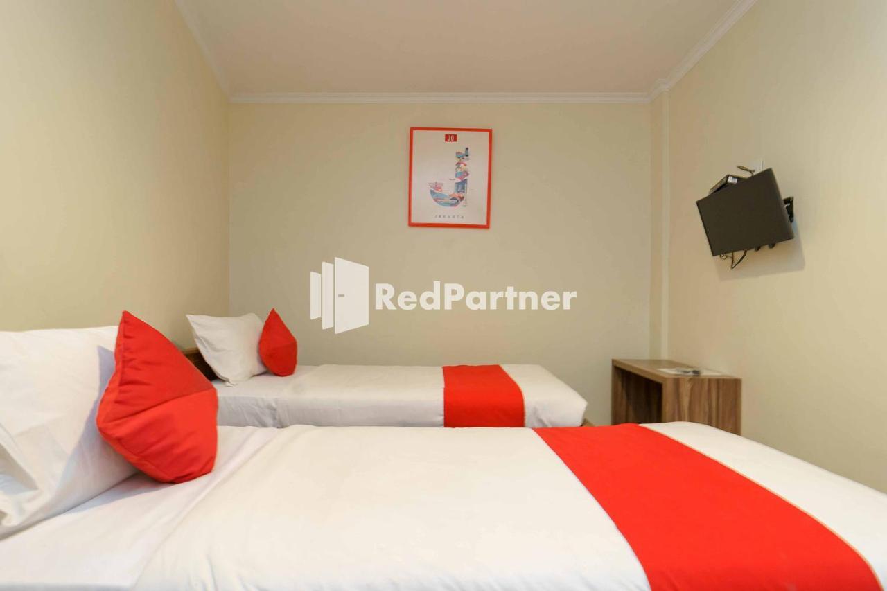 Jo Residence Syariah Redpartner Yakarta Exterior foto