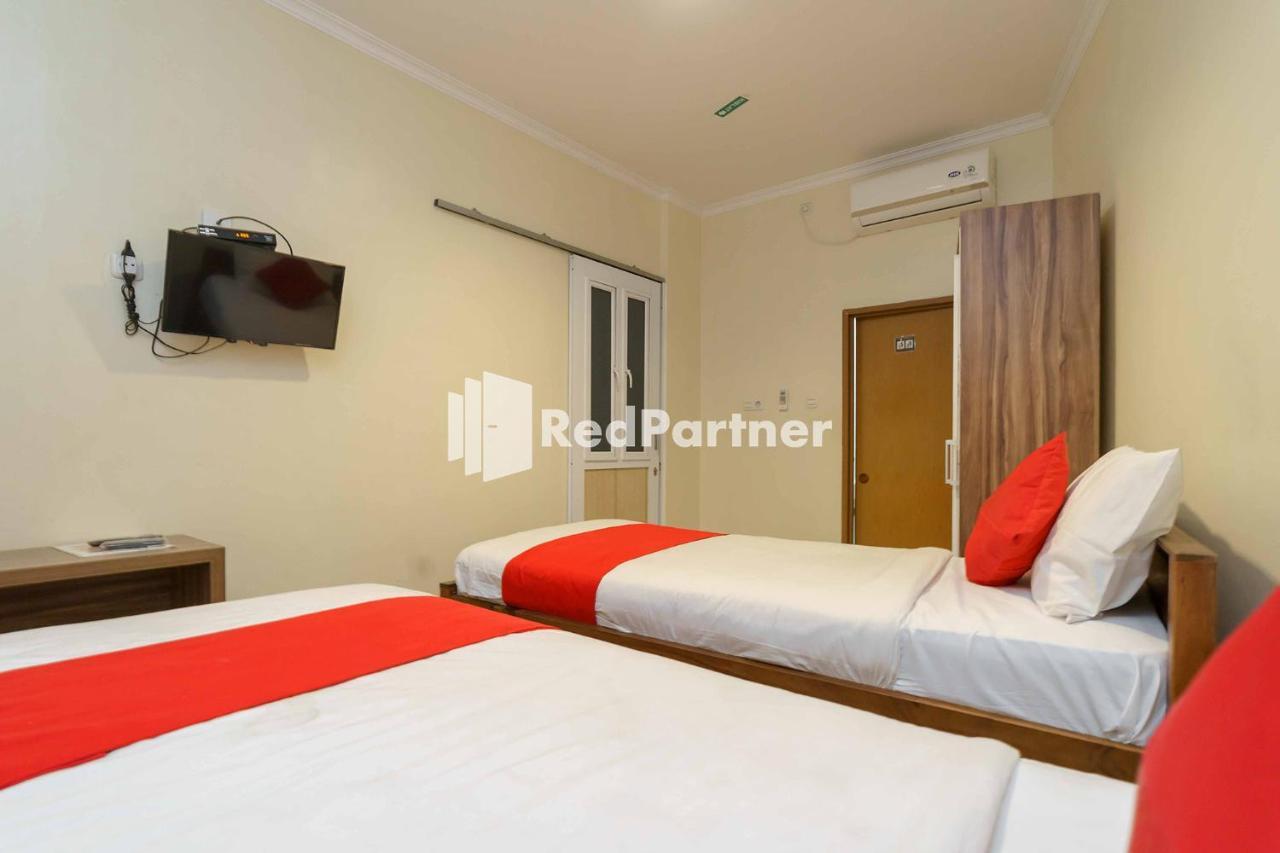 Jo Residence Syariah Redpartner Yakarta Exterior foto